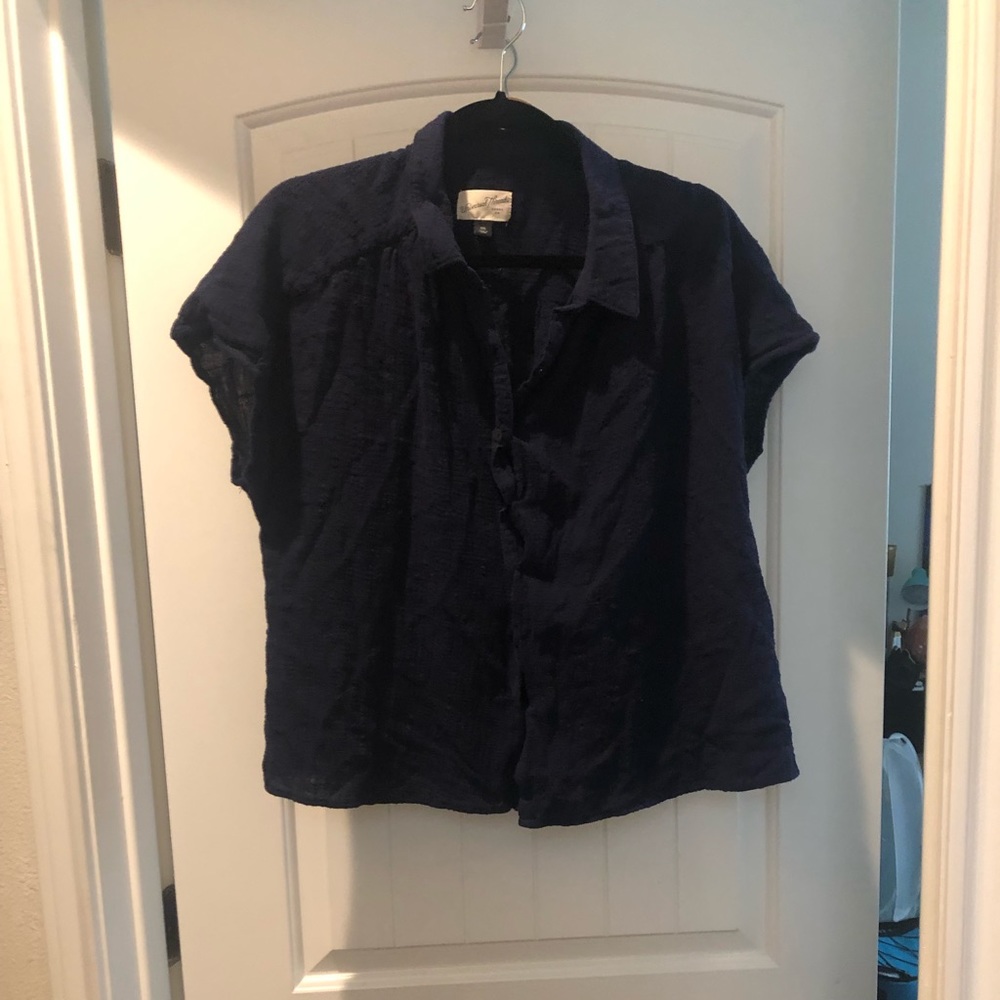 5FOR$25 Universal thread button up